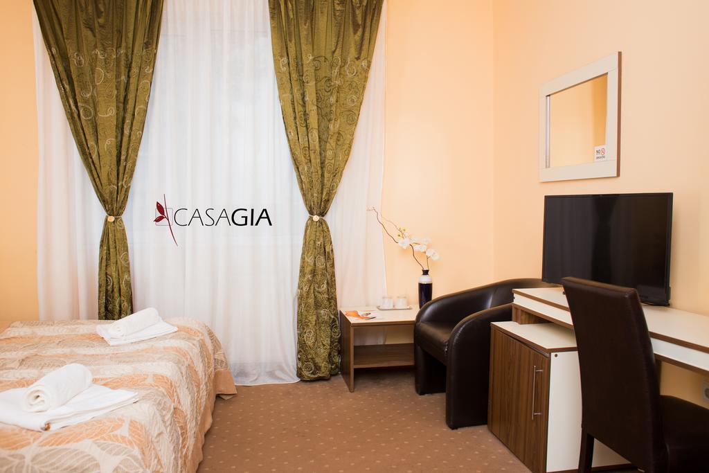 Pension Casa Gia Cluj-Napoca Bilik gambar